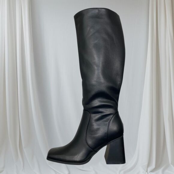Prettylittlething NIB plt 90s Style Black Mid Calf Square Toe Boots US 7 - Picture 1 of 8